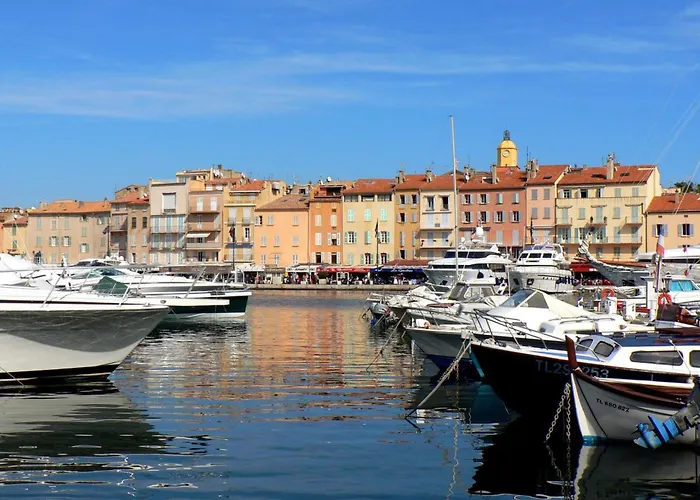 Apartment Wunderschoene Mit Balkon Am Hafen By Interhome Saint-Tropez